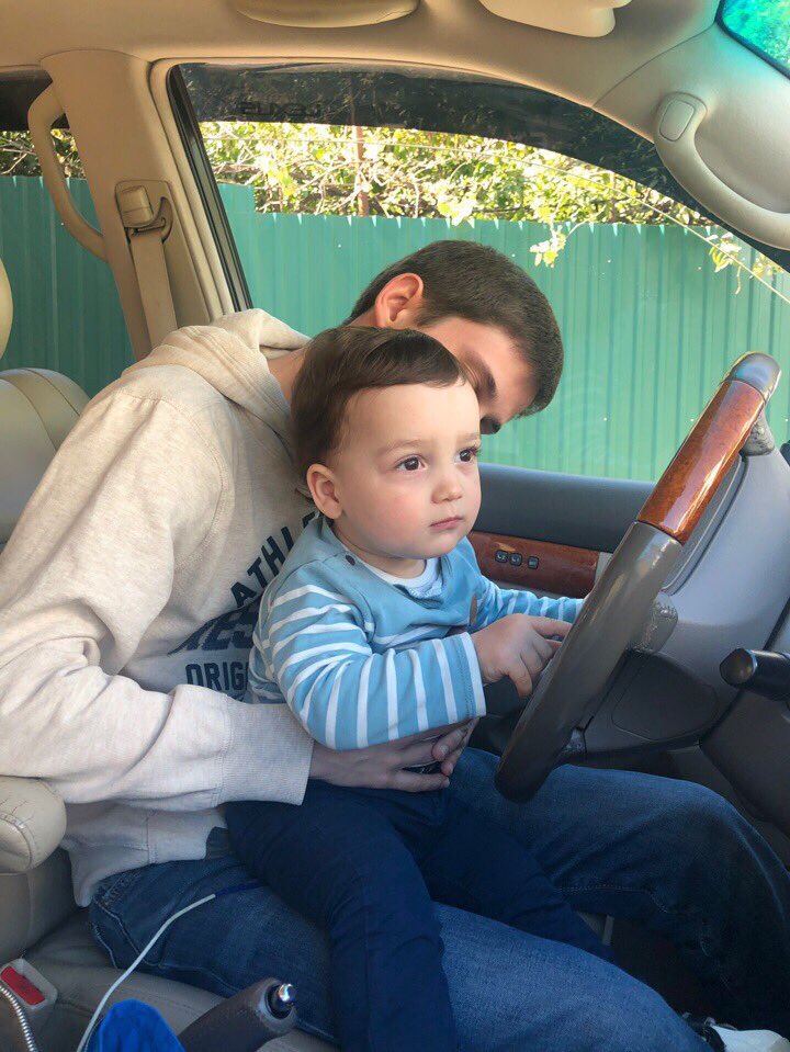 Ruslan_Argun's tweet photo. @AyukhbaM @davefrancolvsme @ddzheniaa Вот если Куки скажет не продавать,я оставлю https://t.co/It45d2WlWi