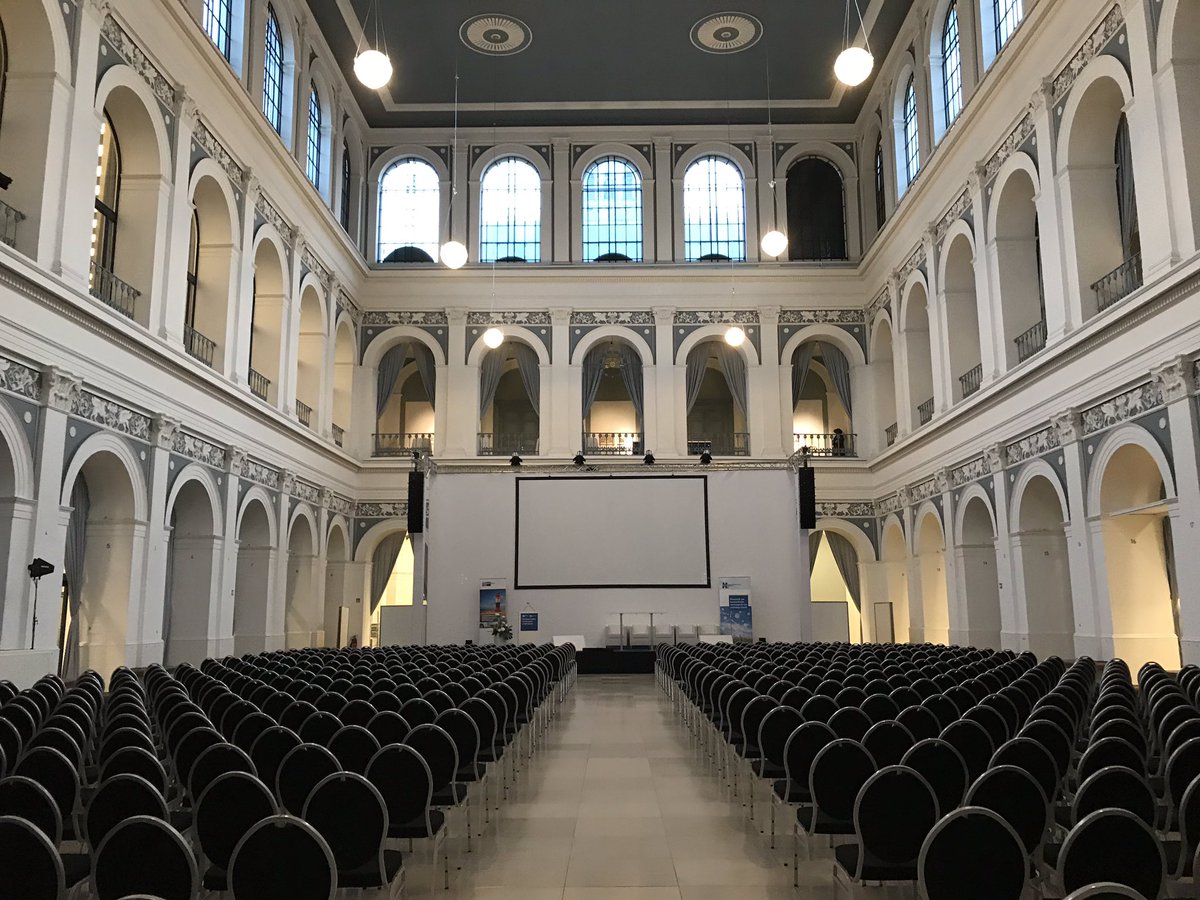 Um 10 Uhr startet das #h2symposium der #IHKNord in der #hkhamburg. Wir freuen uns auf über 700 internationale Gäste und spannende Diskussionen rund um das Thema #Wasserstoff. Mehr Infos: h2symposium.de