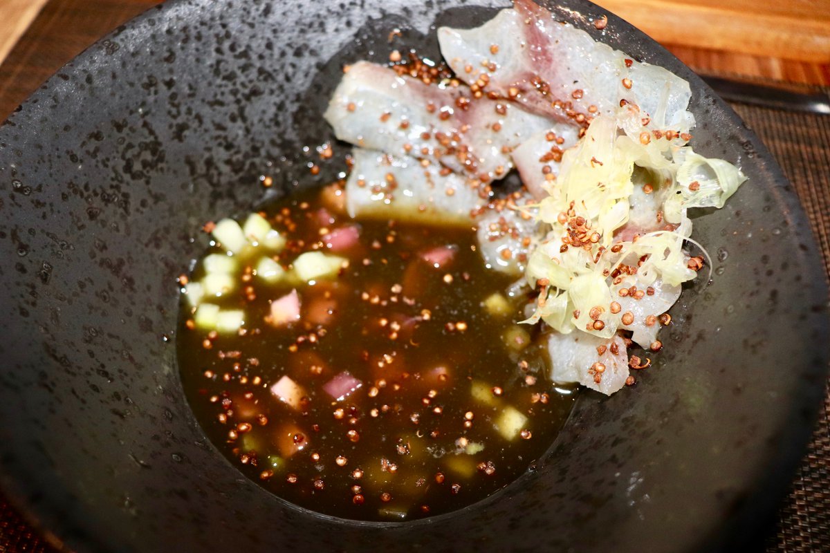 LaurasWorldza's tweet photo. Basalt's Ceviche creation..
Squid ink tiger's milk, pickled radish, marinated cucumber and crispy quinoa.
Textured plating and light, crisp flavours make this dish a creative combo worth enjoying!
#LaurasWorld
#Basalt
#ThePeechBoutiqueHotel
#ThePeechHotel
#BasaltJHB https://t.co/jcFy7Qba1i