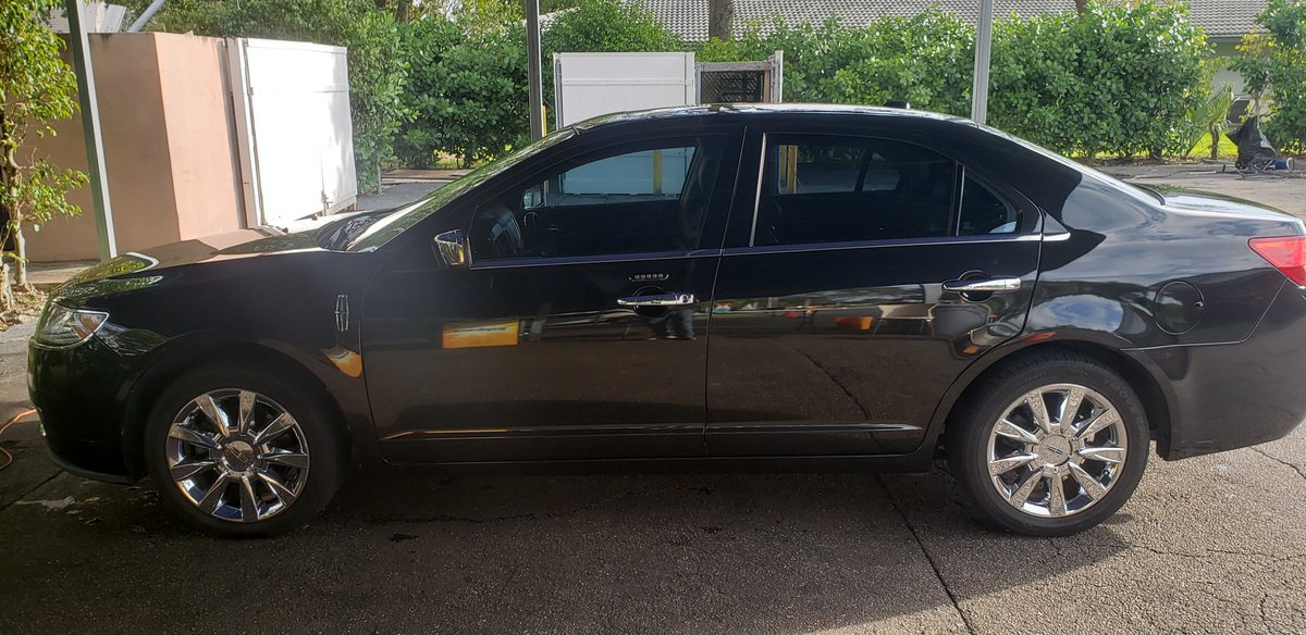 sdot609's tweet photo. ๐ #dotspot #carwash #chevroncarwash #cityhall #coralsprings #florida #whip #car #detailing #nice #clean #perfect #shiny #lifestyle https://t.co/r5COnJe1az