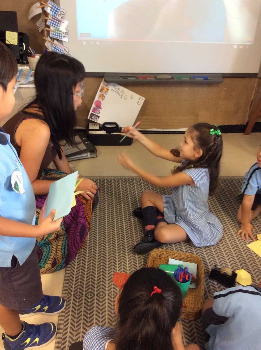 A big thank you to our Harbour parents for coming in and teaching us how to make origami ice creams this morning. Thank you!