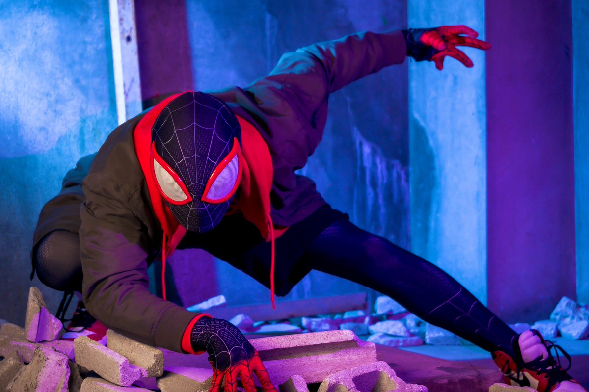 Spider__sman's tweet photo. [Cosplay]

🕷SPIDER-MAN🕷
INTO THE SPIDER-VERSE

「僕はマイルス。スパイダーマンだ」

「困っている人が居たら迷わず救いの手を差し伸べる それが真のヒーローだ」
 #1020バース併せ 
#マイルスモラレス
#milesmorales
#スパイダーバース
#SpiderVerse https://t.co/q4XuZlRR3z