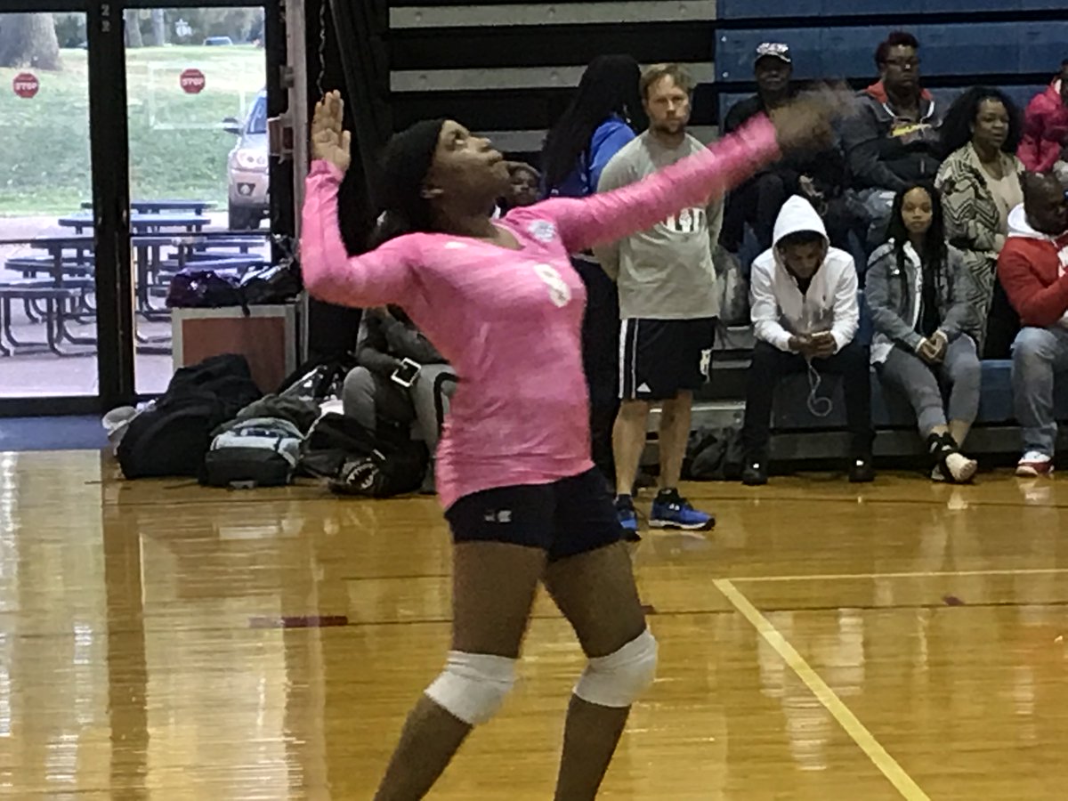 McCluer North Volleyball Beats Riverview Gardens  in straight sets on senior day. Great day for the Stars!