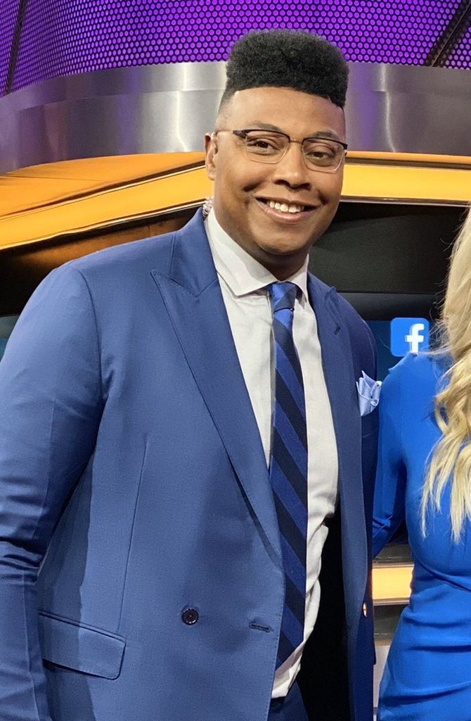charles270's tweet image. Caron Butler out here looking like James Earl Jones in Meteor Man