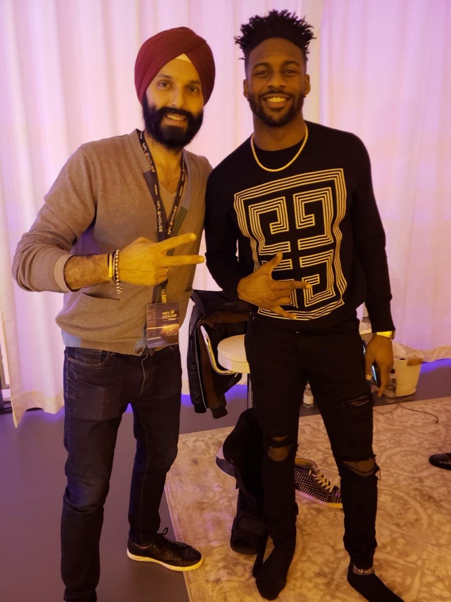 KiratSAnand's tweet photo. Welcome @ESanders_10 to #SanFrancisco @49ers https://t.co/upX2QNw4tc