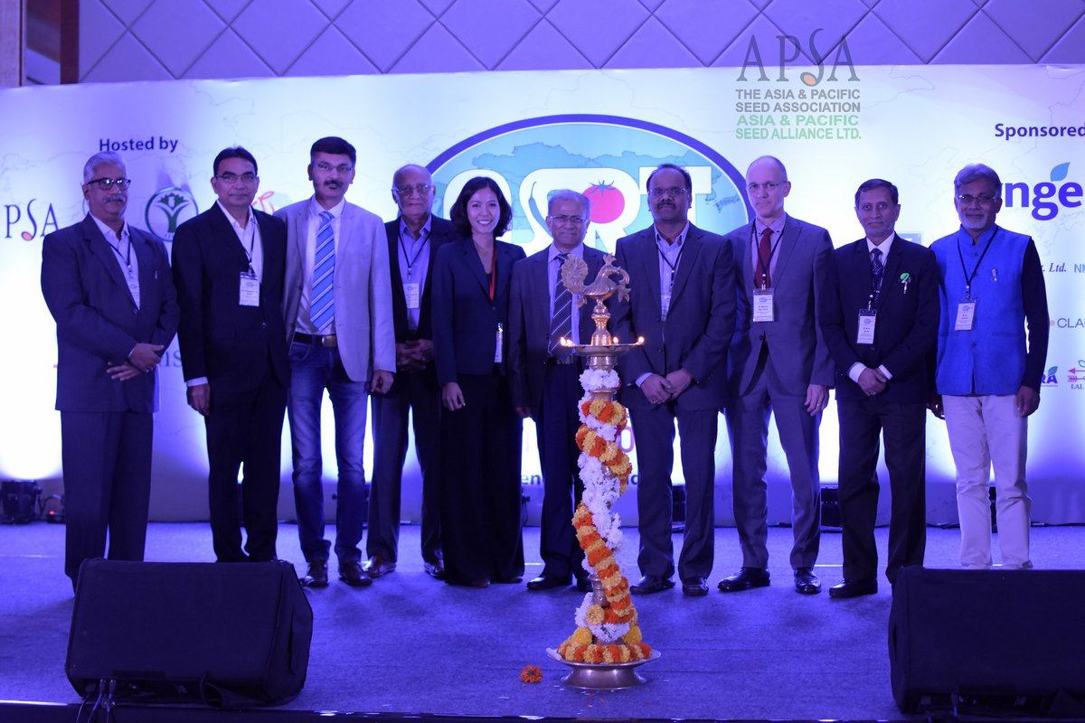 apsaseed's tweet photo. Leading #solanaceae scientists gathered in #Bangalore this week for the #ASRT3 to overcome #breeding challenges, More info, pics here:  https://t.co/IqKsbiYLDV with @icarindia @ICAR_IIHR @sphindia @FSII_India @NSAIndia @Syngenta @namdhariseeds @hmclause @eastwestseed https://t.co/MuB4p9PmD4