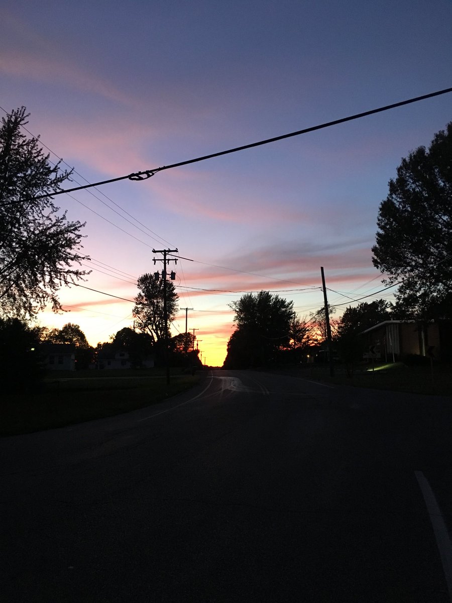 baby_weee's tweet image. #SkyVibes