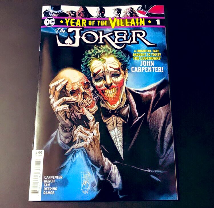 a__simulacrum's tweet photo. Thanks Rene for holding this gem for meee! #TheJoker: Year of the Villain. Written by a master of #horror, #JohnCarpenter. He teams up with Borderlands 2's #AnthonyBurch in writing this #dccomics story. Cover by #PhilipTan and #MarcDeering with the coloring by #JayDavidRamos. 🤡 https://t.co/OaZLXh9A55
