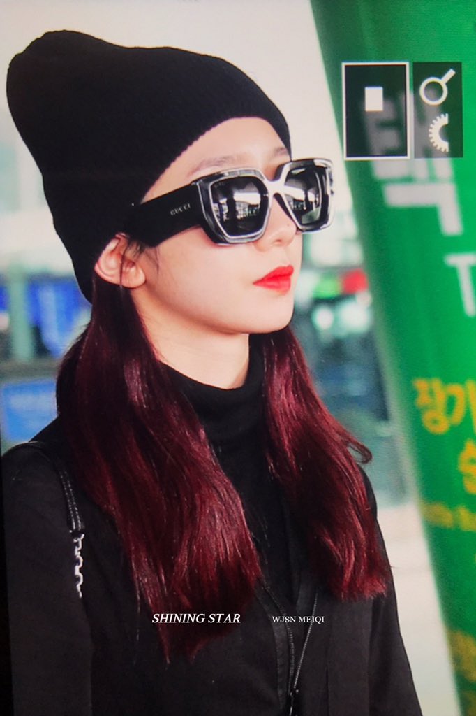 WJSN_Stars's tweet photo. 191023 ICN
#미기 #MeiQi #孟美岐
#火箭少女101

#우주소녀 #WJSN
@WJSN_Cosmic https://t.co/H3wNP6qJ9s