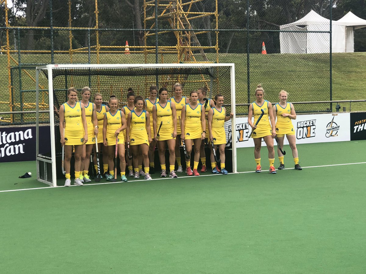 Hockeyroos tweet media