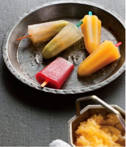 InHurom's tweet photo. "Natural Fruit Ice Bar &amp; Sherbet" Dessert Recipe 
It's a refreshing and new recipe to eat healthy desserts. 

Click the link https://t.co/lIUCmWjXg4 to know the recipe.

#icecream #Recipe #blogging #foodies #slowjuicer #festiveseason https://t.co/x6OgwGItiD