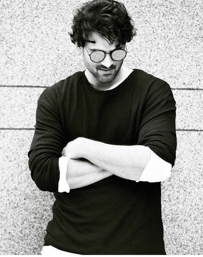 nseplofficial's tweet photo. Today, Indian cinema's #Baahubali celebrates his birthday. Wishing him all happiness and success. 
#HappyBirthdayPrabhas https://t.co/Ns0FsIfrU5