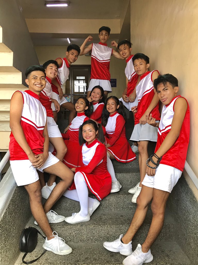 damnrensel's tweet photo. #kerab🍻 #lastdance💃🏻 #cheerdance🕺🏻 #theodore204 https://t.co/GX6Xif59cD