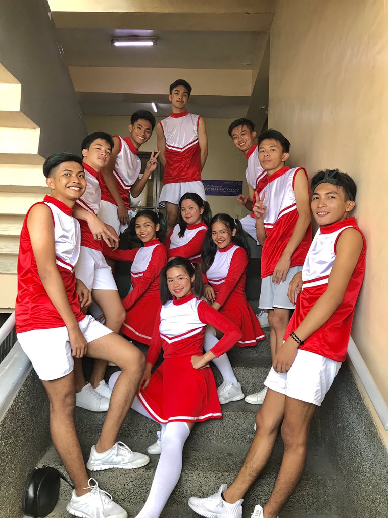 damnrensel's tweet photo. #kerab🍻 #lastdance💃🏻 #cheerdance🕺🏻 #theodore204 https://t.co/GX6Xif59cD