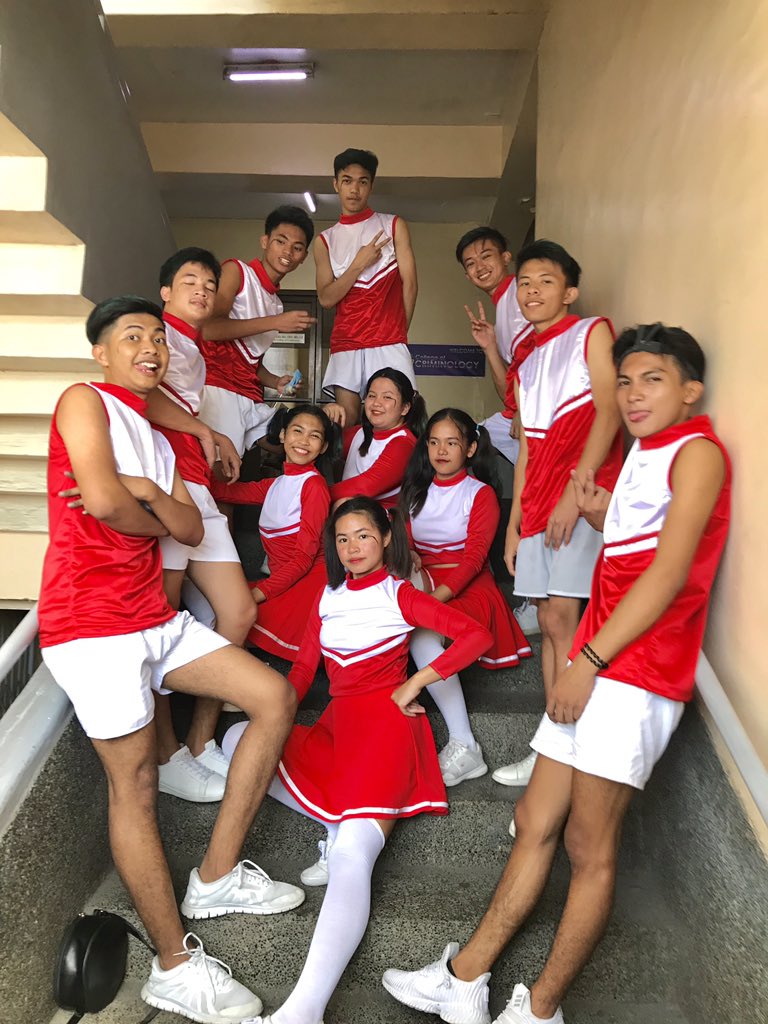damnrensel's tweet photo. #kerab🍻 #lastdance💃🏻 #cheerdance🕺🏻 #theodore204 https://t.co/GX6Xif59cD