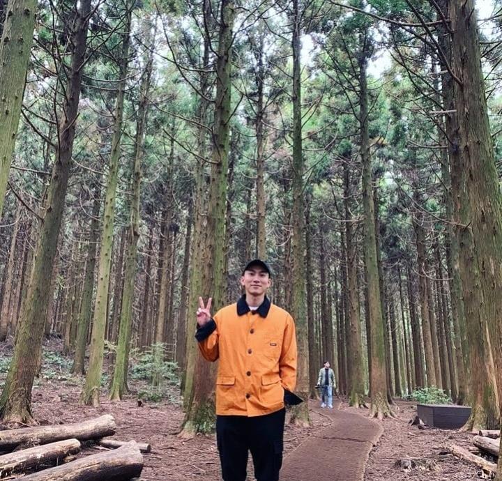 kwangwonn's tweet photo. i would like to give hug ,♡(˃͈ દ ˂͈ ༶ ) to one (1) smol hooman only https://t.co/aiLNleoL9S