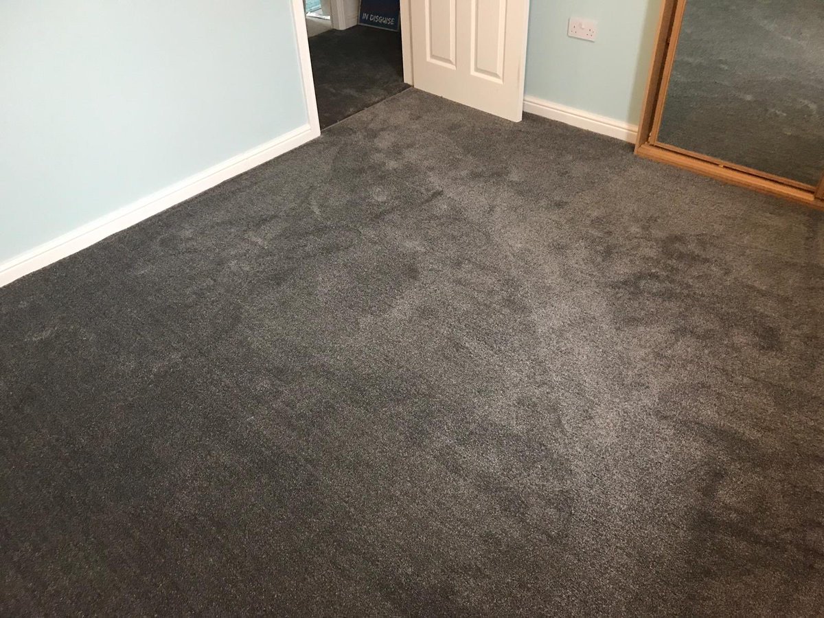 stores4floors's tweet photo. 9.30am and that’s fit 1 done onto the next we go....

To #BOOK your #FREE no obligation quote 
 
•Call into our showroom 
•Call us on 01443-229900

OPEN TODAY 9-5pm!! https://t.co/QXRLLiarxG