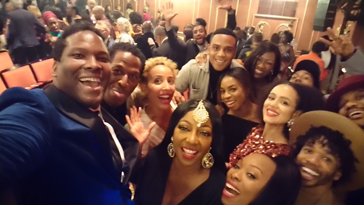 Rogerwright1's tweet image. What joy 😁 it was to celebrate 🎉 20 years of 'The Lion King' Disney West End production at The Lyceum Theatre in London 🎭 The original cast, crew &amp;amp; creatives united and celebrated 🎉 as one ☺ This was truly a special day to cherish and remember forever♥ 'Circle of Life' ♥ x