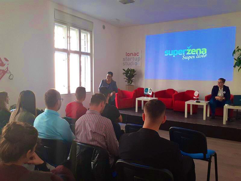 FondacijaMozaik's tweet photo. Preko dvadeset učesnika i učesnica provelo je vikend u Lonac Startup Studiju u Sarajevu. 🙌🏻 Pročitajte više na https://t.co/MZL1WUMggN
#LonacStartupStudio
#fondacijamozaik
#lonacpro
#lonac https://t.co/kEN1oRBQPl