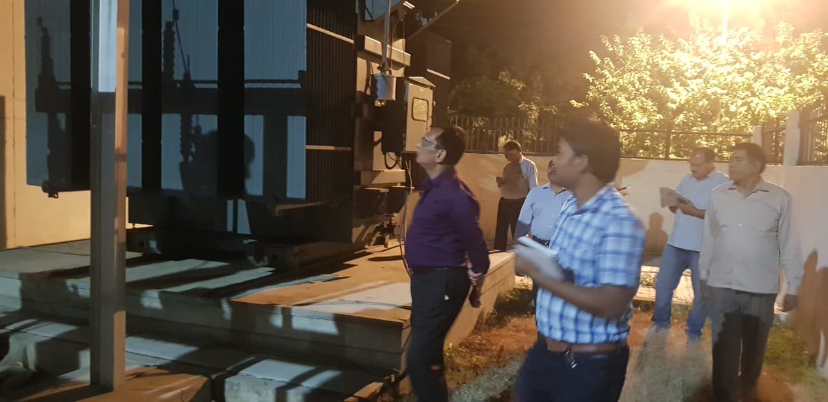 पश्चिमांचल के अंतर्गत 33/11 केवी विद्युत उपकेंद्र परतापुर का निरीक्षण किया गया तथा सम्बंधित उपस्थित अधिकारियों को तकनीकी सम्बंधित आवश्यक दिशा निर्देश दिए।