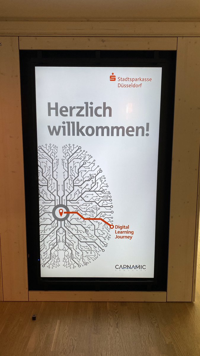 LMH's tweet image. Heute spannende #DigitalLearningJourney der Stadtsparkasse Düsseldorf zu Gast im #SKPlab von @s_kreditpartner am Gendarmenmarkt. Organisiert von @RobinHoody88.
#sparkassenfinanzgruppe #nextlevel @sparkasse #innovation #startups #digitaltransformation