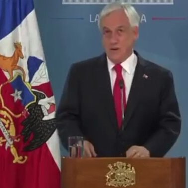 elbrakix's tweet photo. Si es mal Presidente es asechado, perseguido y despreciado, si es un presidente con falla y trata de ser lo mejor sera censurado, criticado pero al final de ser dirigido y el ser humilde no decaerá un pueblo en la miseria y destrucción como Venezuela, producto de la arrogancia. https://t.co/1cwRV2iYvg