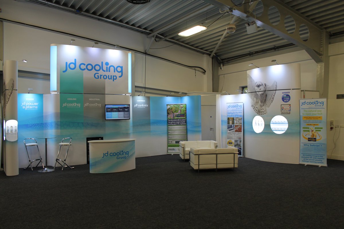 JDCoolingGroup's tweet photo. And we're ready to welcome visitors at this year's National Fruit Show #nfs19, where we will be launching the ground-breaking #FruitAtmo technology for the first time in the UK. Come and say hello the team on Stand K3.
#JDCoolingGroup #JDCooling #FruitAtmo #controlledatmosphere https://t.co/HFHgI8J4WG