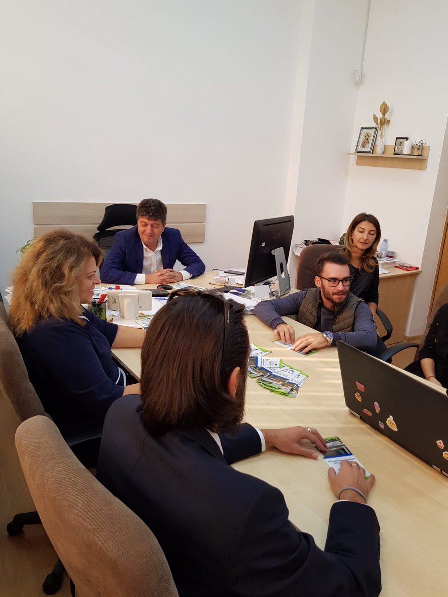 PrimariaDrobeta tweet media