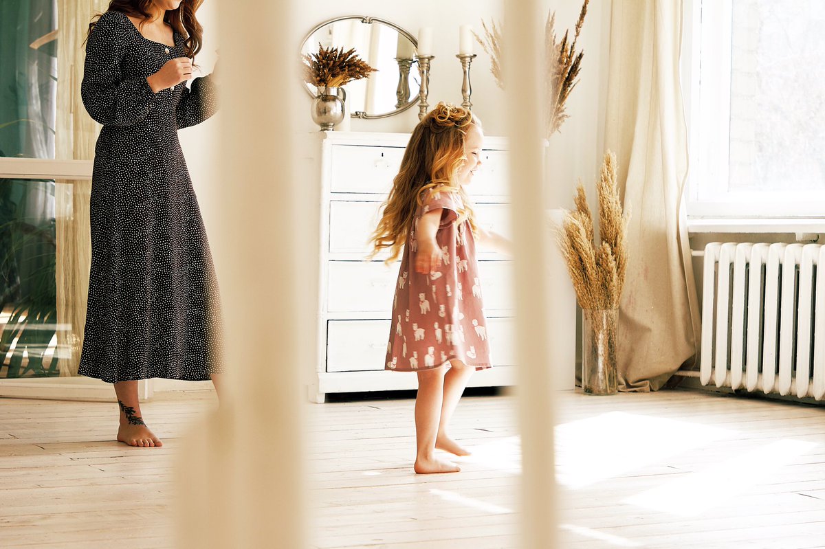 Looking for more twirling room in your home? Speak to us today for homes across #Enfield #Barnet #Haringey #NorthLondon 
☎️020 8447 8477
📧info@selectagencies.co.uk #earlybiz #property #home