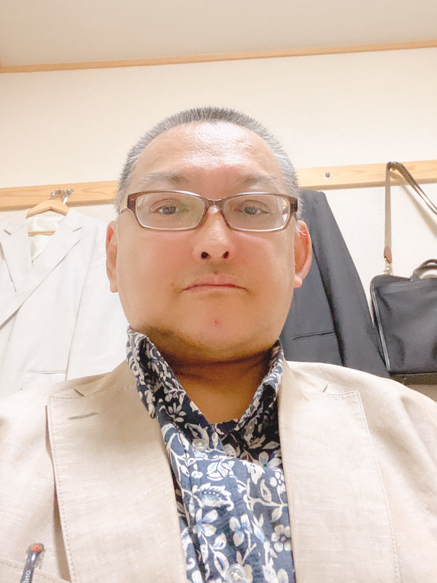 ひろりん ﾟ 咳止め好きなおじさんです 40年前のブロン液wから飲んでいます 今はブロン錠やコフジスシロップ 飲んでいます 誰か友達になってください いいねかフォローでフォロバします 病んでる人 ブロン好き メンヘラさん歓迎 ブロン Od 病み