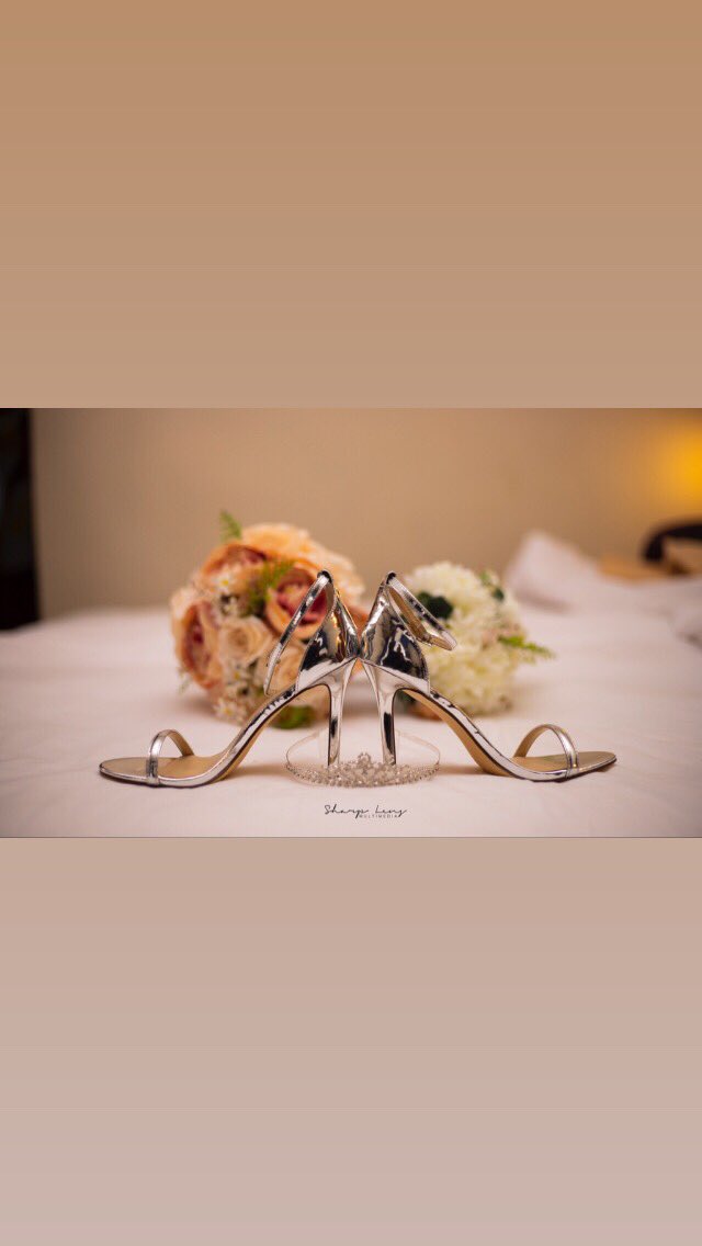 sharplensmulti's tweet photo. A, B or C 🤷🏾‍♂️🤷🏾‍♂️🤷🏾‍♂️. Comment your favorite shots below. 
#BridalDetails All rights reserved ©️@sharplensmulti 
#RT 🙏🏾🙏🏾🙏🏾 https://t.co/I2HNAWeL7p