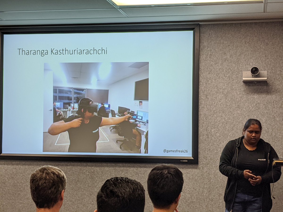 ziki_cz's tweet photo. @davkean @TechnologyOne @davidwengier @TelstraPurple @agc93 @tomdeseyn @_emilol @dylanbeattie @drewnoakes @gamesfreak26 talk "Introduction to AR" ... from someone who actually works on AR 😍 https://t.co/2wVoiuBZY0