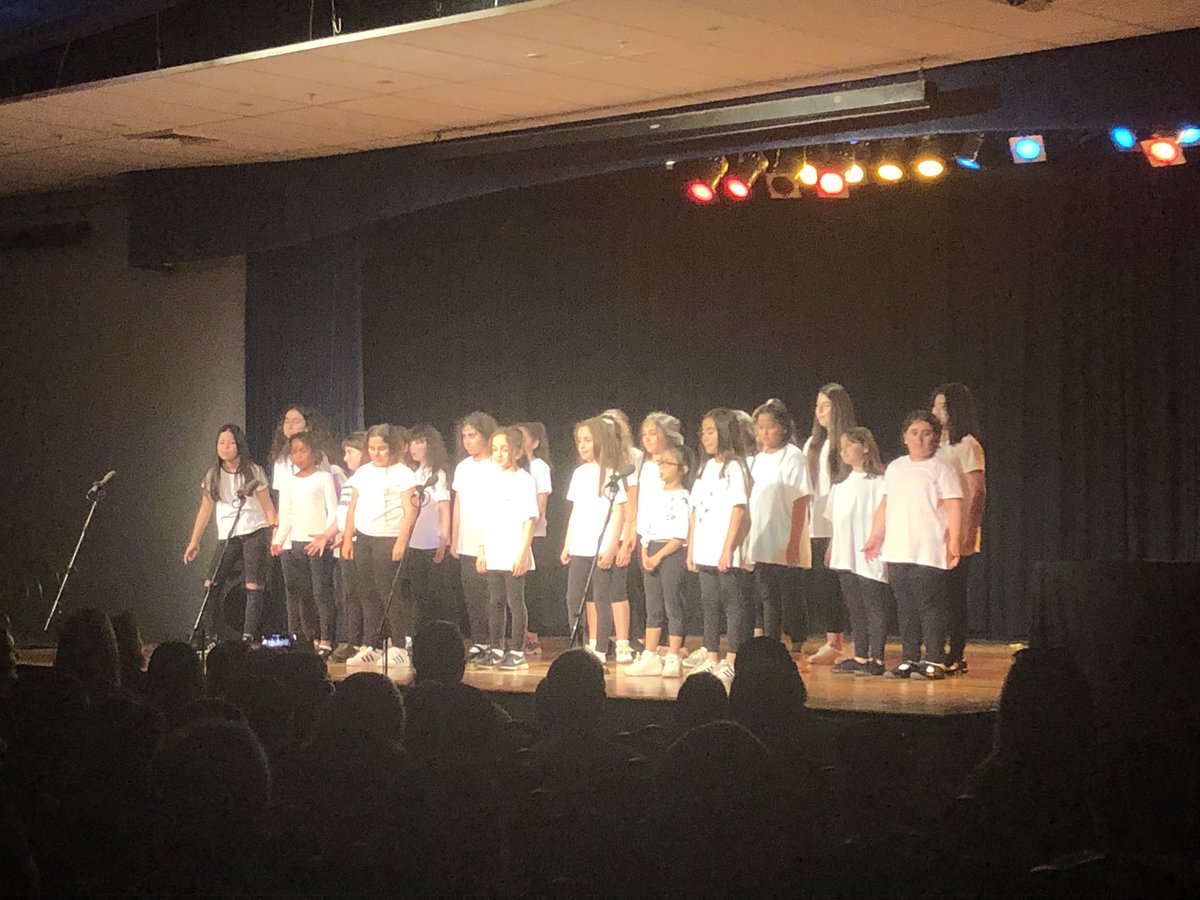 Congrats to our wonderful dancers and choir group on performing at the annual #PARKS festival. You were brilliant! <a href="/AnthonyPitt4/">A R Pitt</a>  <a href="/fairvaleps/">FairvalePS</a>