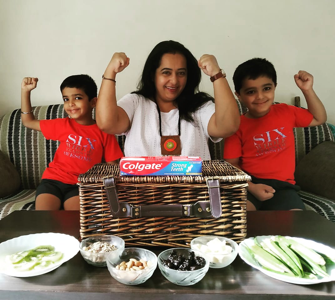 NamrataSadhvani's tweet photo. Colgate sent a hamper full of calcium rich food & new Colgate Strong Teeth with Amino Shakti, gives 4x strengthening power. Tell me what you do for your kids dental health and stand a chance to win the hamper from @ColgateIndia. #ColgateForStrongTeeth #StrongTeethForBetterHealth https://t.co/eEaTtHLMNH