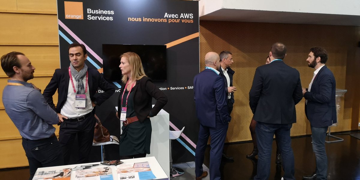 JJ_Gaouyer's tweet photo. 🚀☁️Le Cloud pour booster l'agilité et l'innovation ➡️@orangebusiness au  #AWSroadshow @NantesMetropole pour un accompagnement global et innovant des Entreprises #Sécurite #Flexibilité #Performance
@Cyril_OCfB
@FredBorgne
@AWSFrance
@preciliafbl
@OrangePaysLoire https://t.co/Lx3sAYiuUy