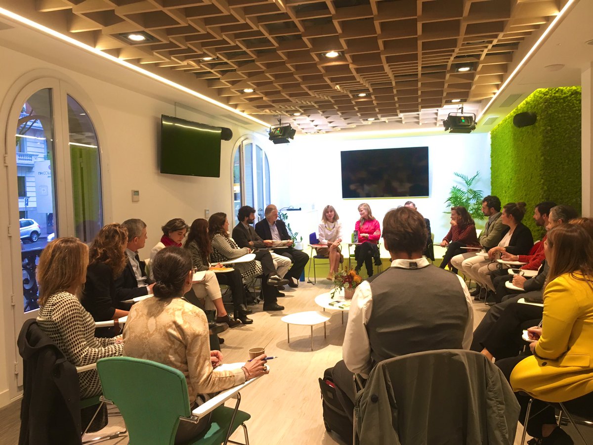 Open Value Foundation (@openvaluefound) on Twitter photo Empezamos el día en buena compañía. Una veintena de ‘social doers’ se han acercado a conocer y compartir experiencias con <a href="/jnovogratz/">Jacqueline Novogratz</a> y <a href="/OpenValueFound/">Open Value Foundation</a> Empezamos el día en buena compañía. Una veintena de ‘social doers’ se han acercado a conocer y compartir experiencias con <a href="/jnovogratz/">Jacqueline Novogratz</a> y <a href="/OpenValueFound/">Open Value Foundation</a>