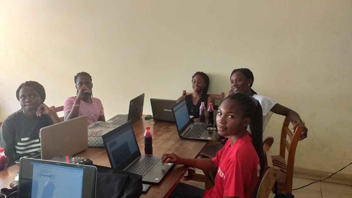 PyLadies_Kumasi's tweet image. Last Sunday was the last day of our bootcamp. We introduced our ladies to git and gave them advice on how to keep practicing code to become good at it. Thank you @ThePSF @PyLadiesGhana for your amazing support during these five weeks. #PyLadies #womenwhocodeinpython