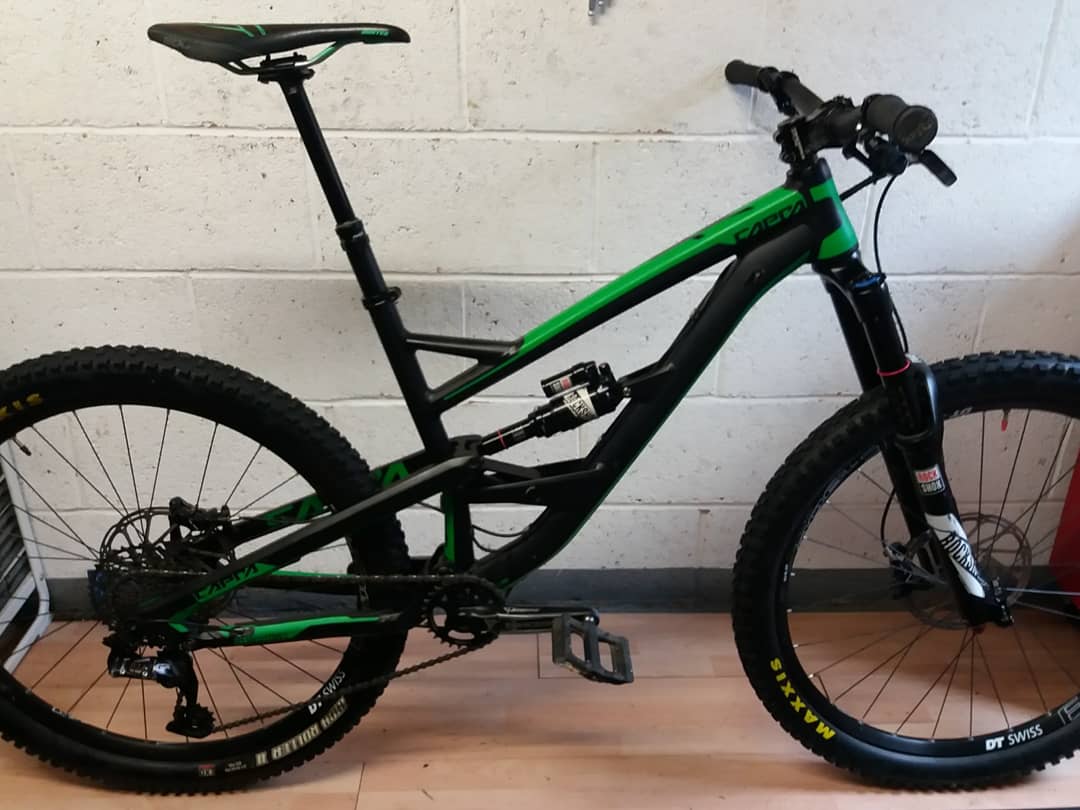 BuildCycleWorks's tweet image. One of last week's big jobs; Full service on the pivots, forks and dropper post on this YT Capra. 

Still some spaces available for servicing and repairs of any scale over the next couple of weeks. Book in to get your bike ready for whatever the season brings.

#Buildcycleworks