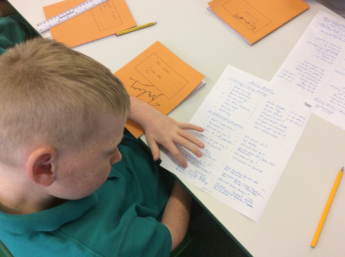 Springwood_Prm's tweet image. #SpringConwy are enjoying a German lesson this morning from Mr Meier our visiting Principal from Germany.