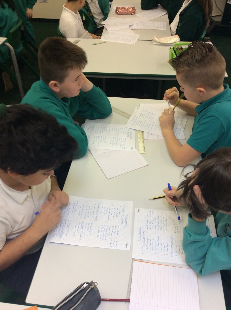 Springwood_Prm's tweet image. #SpringConwy are enjoying a German lesson this morning from Mr Meier our visiting Principal from Germany.