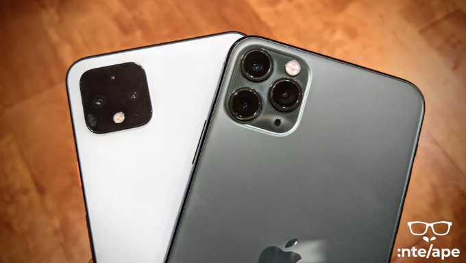 IntelApe's tweet photo. Pixel 4's face unlock VS the iPhone 11's Face ID which is better. Drop a comment #iPhone11  #Apple #Pixel4 #technews #intelape https://t.co/4sCk0i8Lt5