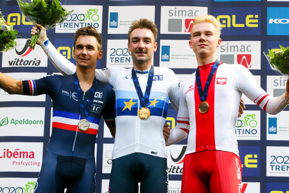 vittoriatyres's tweet photo. 👉👉Vittoria is the Official Supplier @UEC_cycling - Supporting Cyclists and Cycling around the 🌍#BehindCyclists #EuroTrack19 Vittoria Palmares: 13🥇Gold Medals, 8🥈Silver Medals, 8 🥉Bronze Medals🔝#VittoriaPista #PoweredByGraphene: https://t.co/bntpn0JSfU
#VittoriaIsVictory😎 https://t.co/lZWqDjc43t