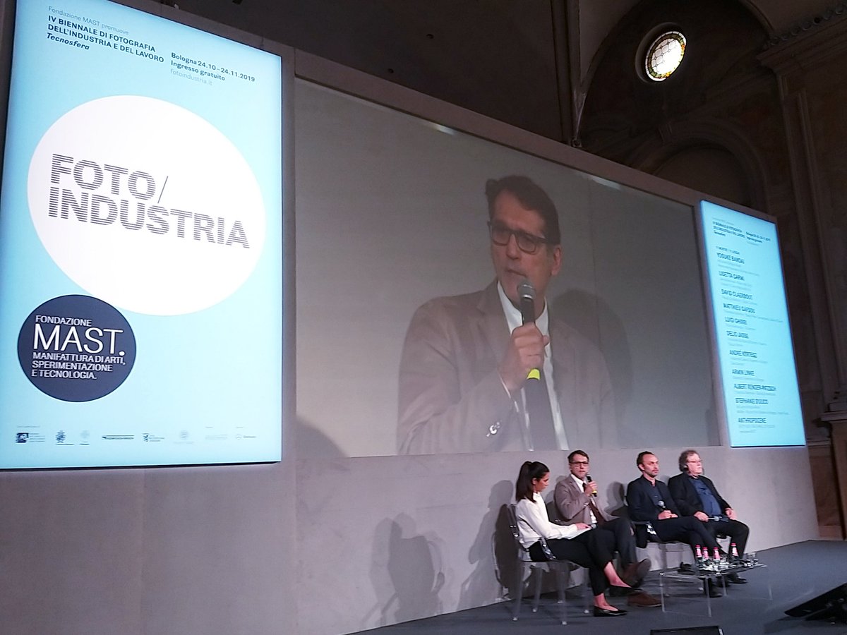 Parte una nuova edizione di Foto/Industria, undici mostre fotografiche diffuse in tutta la nostra città con ingresso gratuito dedicate al tema del lavoro e del costruire. Ancora una volta un ringraziamento a Isabella Seragnoli e al Mast #Bologna