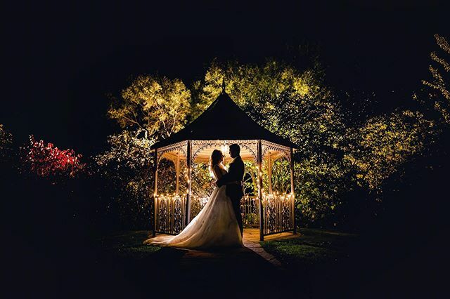 Huge congratulations to Katie and Alex who got married at the @curradinebarns on Monday.

Enjoy your mini-moon. Your preview isn’t far away! ift.tt/2p4AxMk