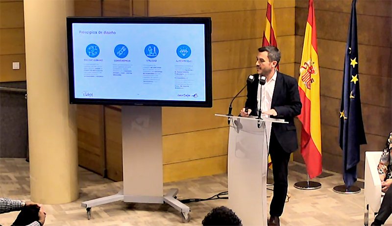 👉 "Automatizar permite individualizar más"
<a href="/nacho_torre/">Nacho Torre</a> nos habla de diferenciación y adaptación en #MarketingAutomationZgz. Explica cómo el proceso de diseño en <a href="/ibercaja/">Ibercaja</a> está centrado en el cliente. Sus principios:
✔ Factor humano
✔ Conveniencia
✔ Utilidad
✔ Autenticidad