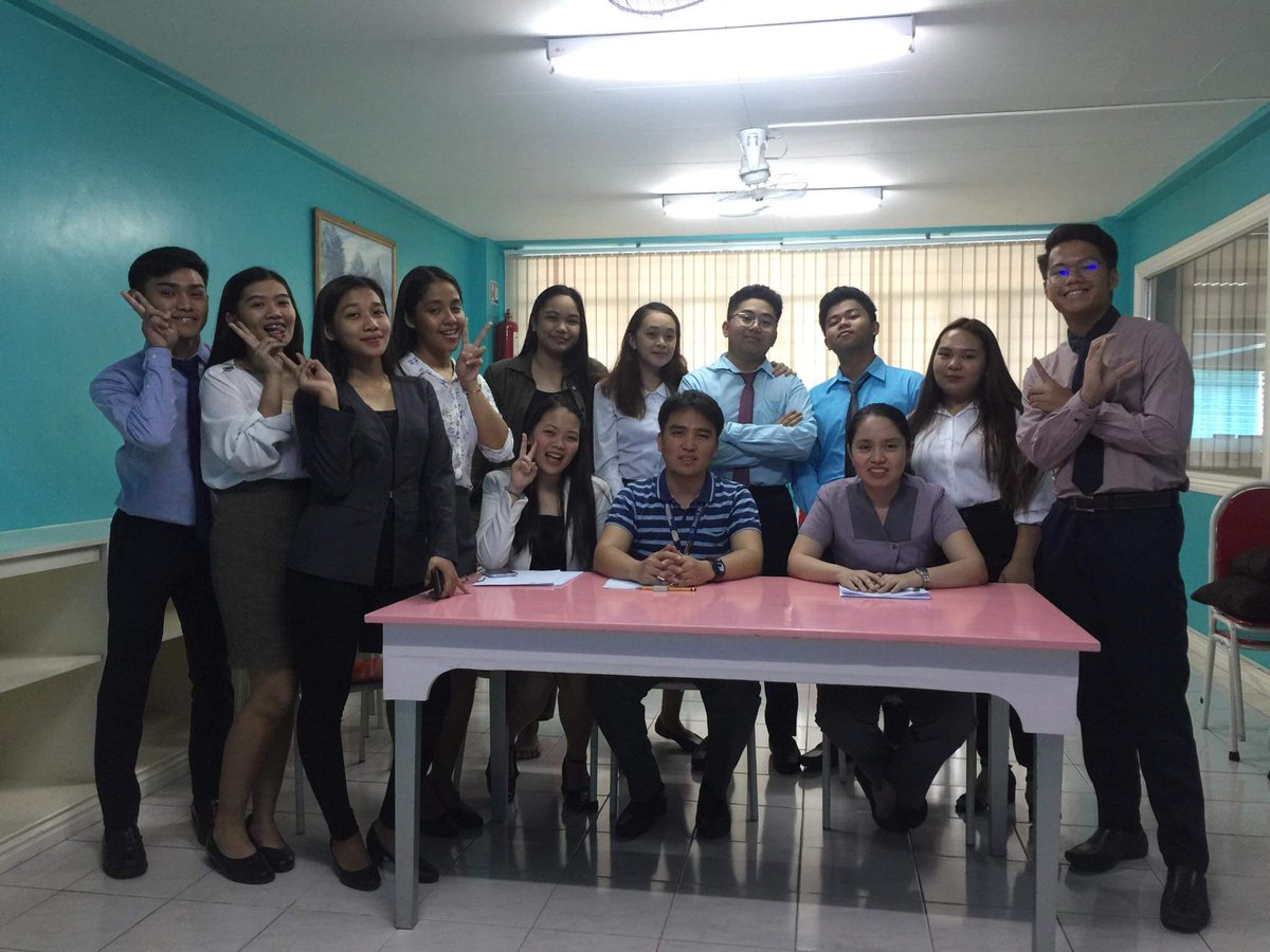 izabellecabsss's tweet photo. #updatelaptop https://t.co/NpEBCtbKPn