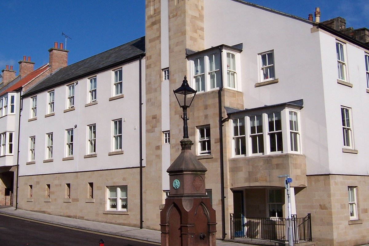 GFW_LLP's tweet image. The Pottergate residential development within Alnwick is featured in the Government&apos;s National Design Guide. Read the full article at zcu.io/ppuN and find out more about the guide and its implications at bit.ly/2IKeqSe

#nationaldesignguide