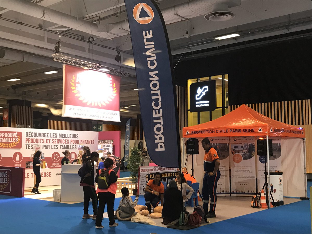 PCParisSeine's tweet image. Retrouvez les bénévoles de la #PCPS au @salonkidexpo au Parc des Expositions (porte de Versailles) ! 

Venez former vos enfants aux #GestesQuiSauvent 🚨