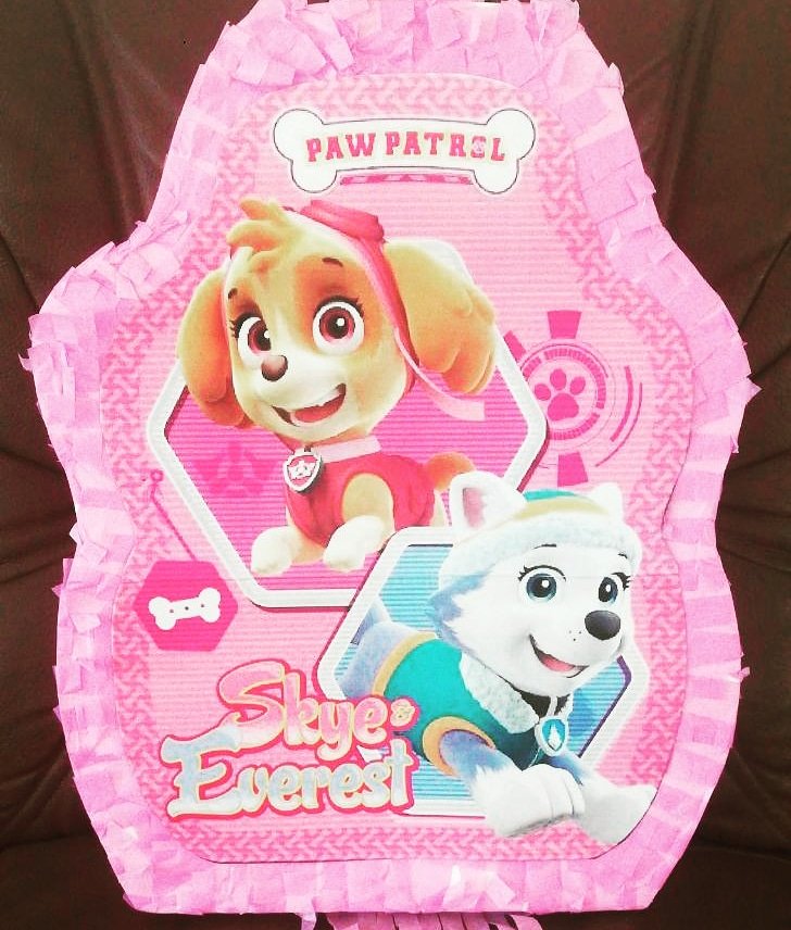 PartiesPanda's tweet image. It's Piñata O' Clock!

#PandaParties #Pinata #BuildIt #Customized #WeDoItAll