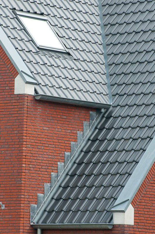 RobenNederland's tweet photo. Vandaag is de start van een wekelijks terugkerend rubriek. Elke woensdag pakken we een product en brengen we hier extra onder de aandacht. Dit noemen we #ceramicwednesday. #gevelstenen #dakpannen #architecture #steenstrips #tegels #prefab https://t.co/T02uvGWYHu